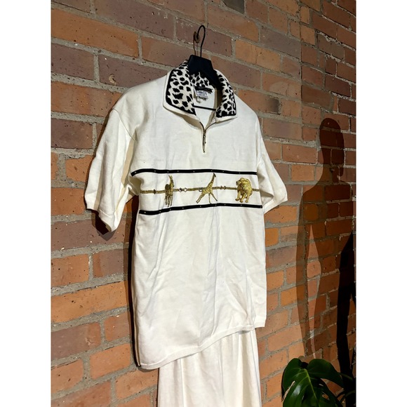 Clodia Dee Safari White 2 pc Set - Picture 6 of 8